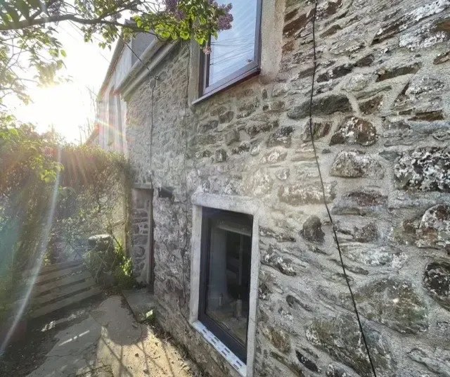 Exterior, front